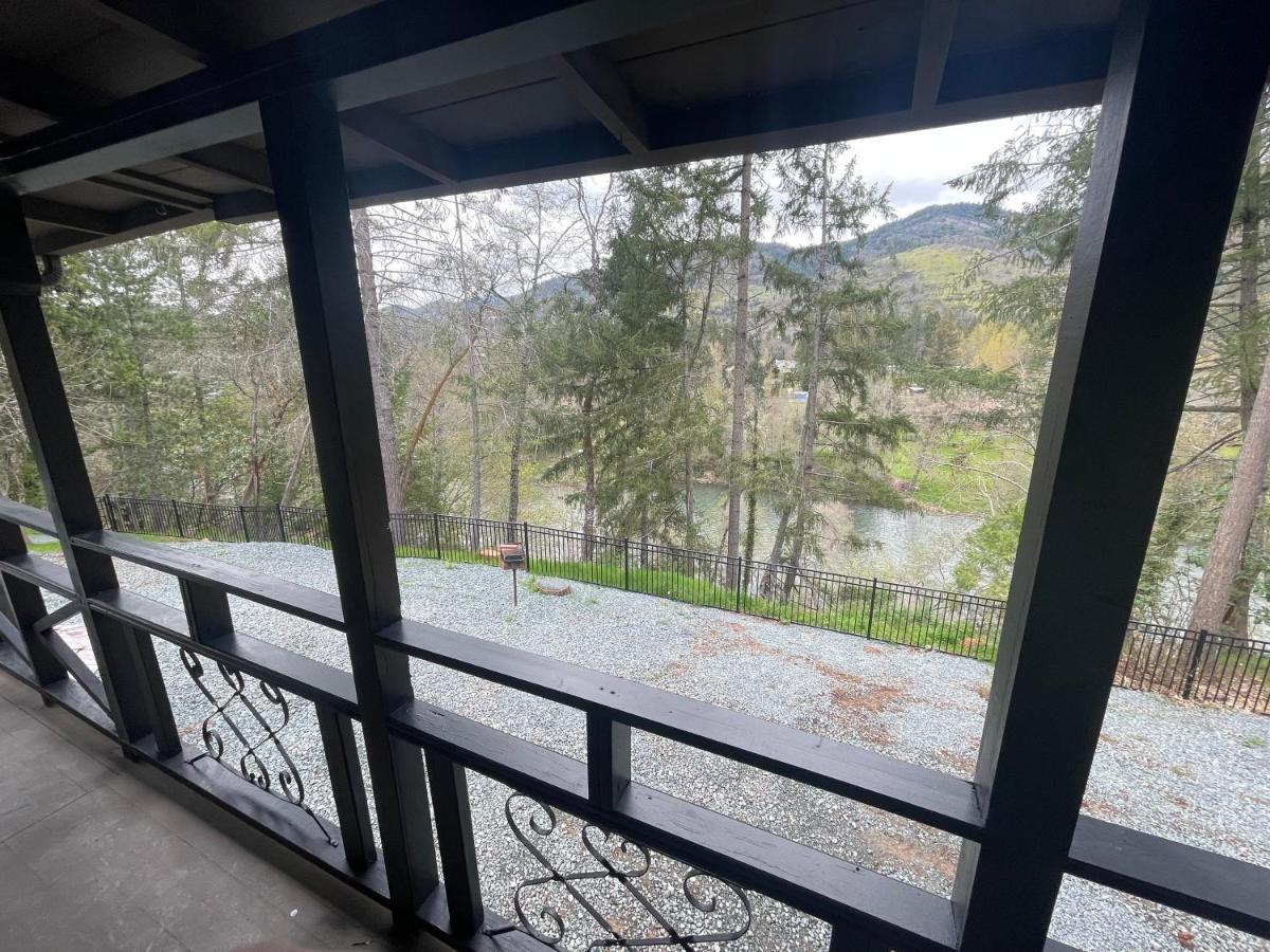 The River House 그란츠 패스 외부 사진